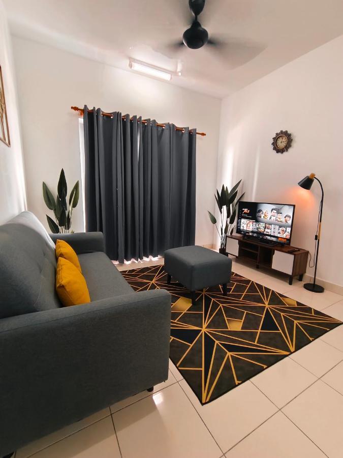 Klia Airport Homestay 10 Sepang Exterior photo